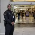 Mall Security Guards In Houston: 5 Ways They Can Help